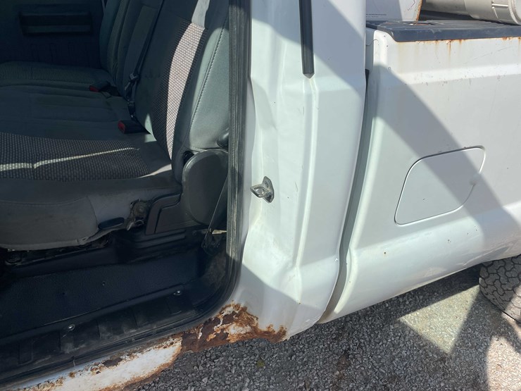 2011-ford-f250-xl-image-90