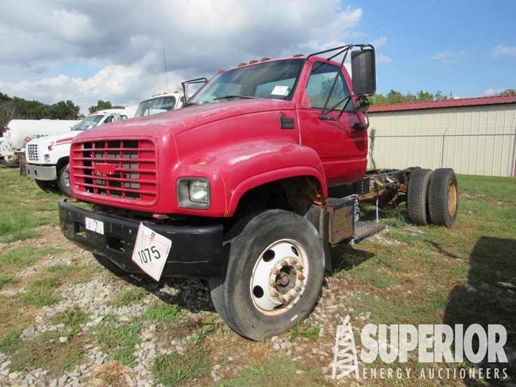 (x)-(14-16)-2002-gmc-c6500-s/a-cab-&-chassis,-vin--image-1