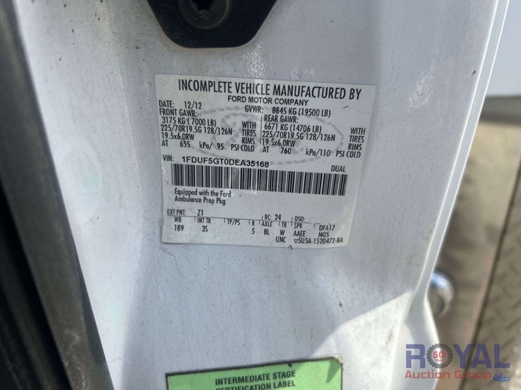2013-ford-f550-image-11