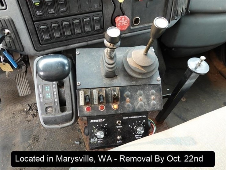 2007-international-durastar-4400-image-14