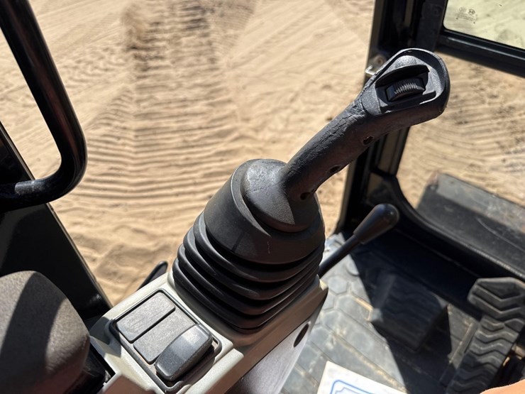 caterpillar-307e2-image-33