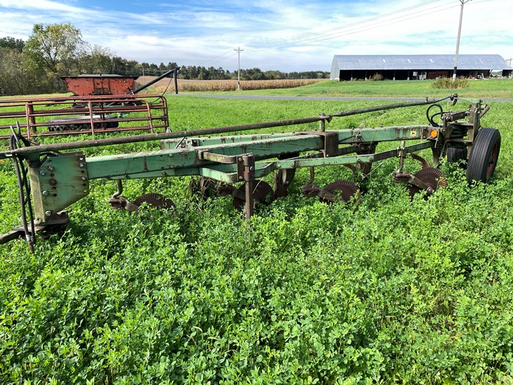#4462-•-john-deere-(4)-bottom-plow-image-10