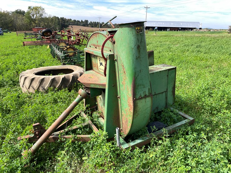 john-deere-65-image-12