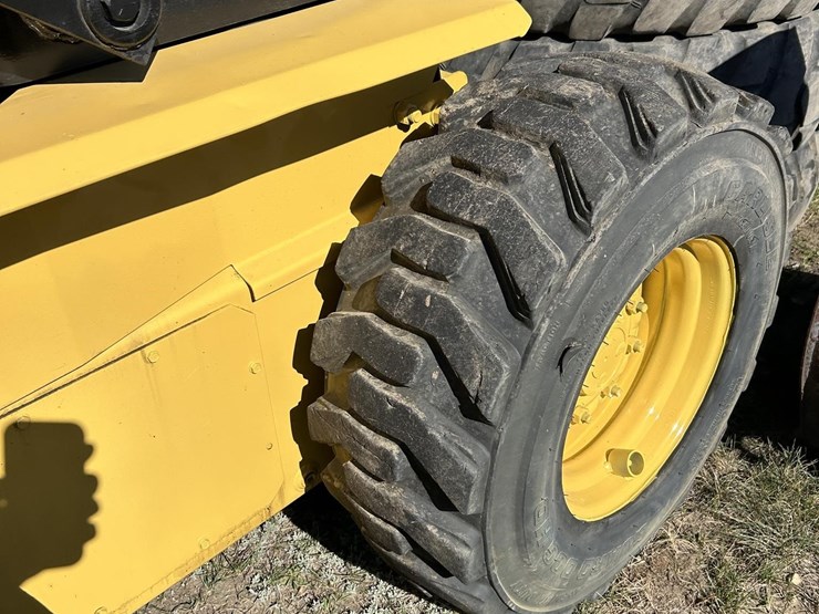 new-holland-lx885-image-7