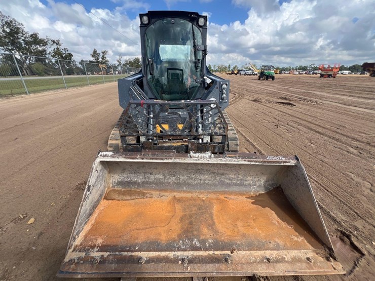 2021-deere-325g-image-7