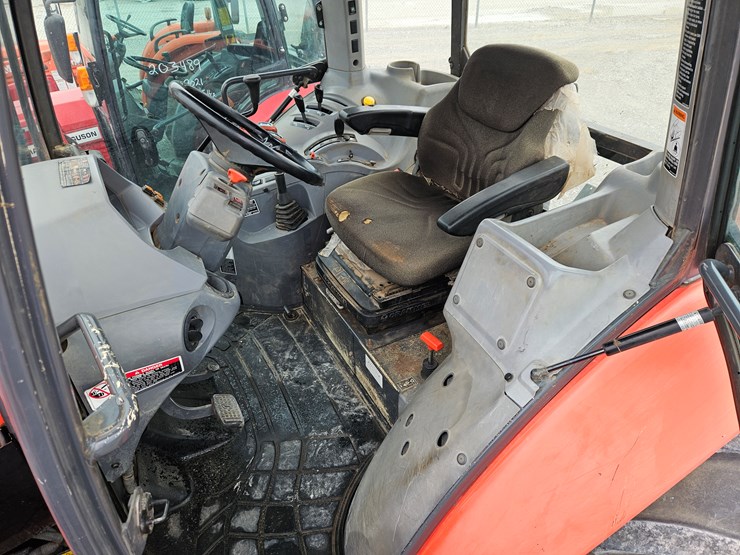 2019-kubota-m5-091-image-15