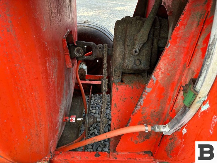 rears-300-gallon-orchard-sprayer-image-11