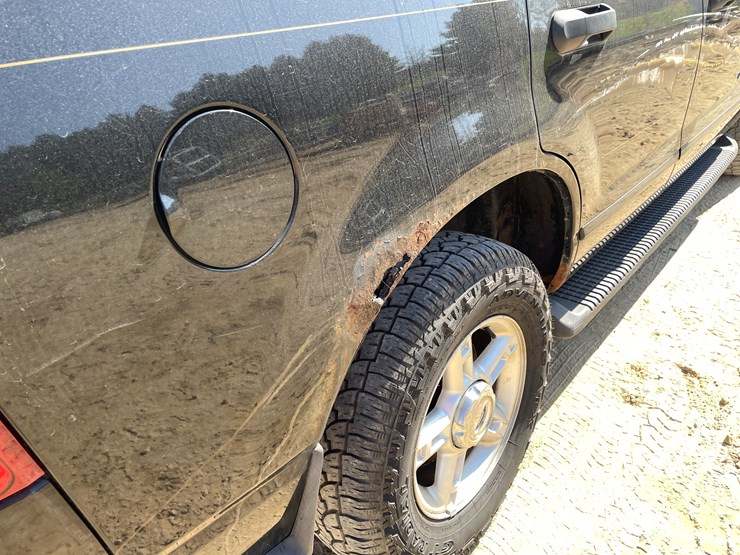 2004-ford-explorer-image-21