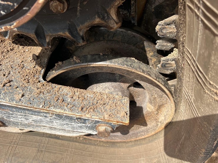 2021-deere-325g-image-17