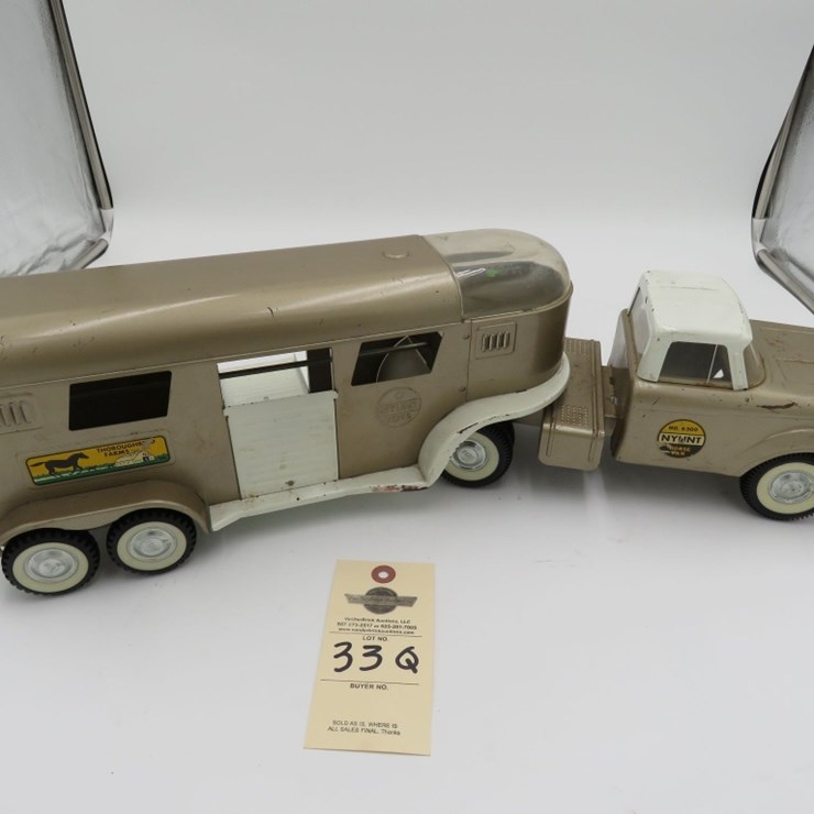 Nylint Toys Thoroughbred Farms Horse Van and Trailer