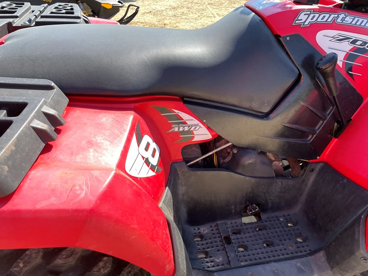 polaris-sportsman-700-image-16