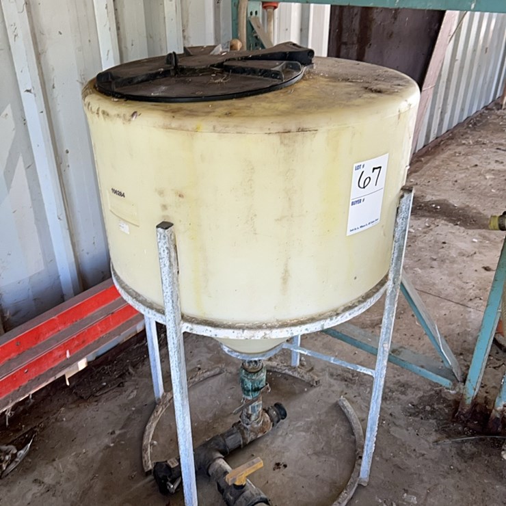 60 gallon mixing cone with stand and fittings