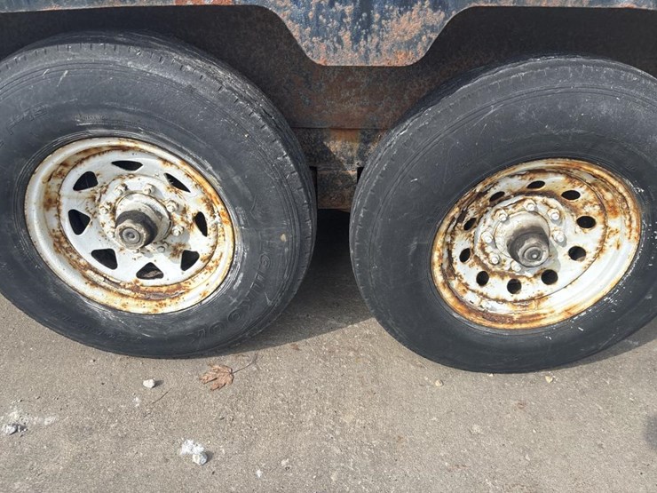 #5075-•-2004-b-&-b-18'-utility-trailer-image-25