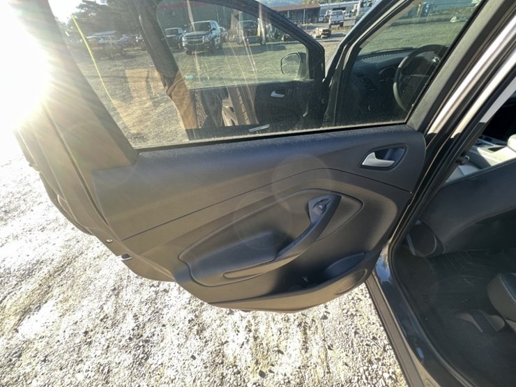 2017-ford-escape-image-22
