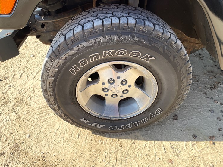 2000-jeep-wrangler-sport-image-84