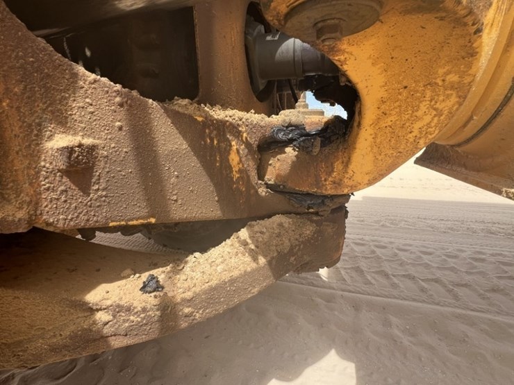 2019-volvo-a60h-image-14