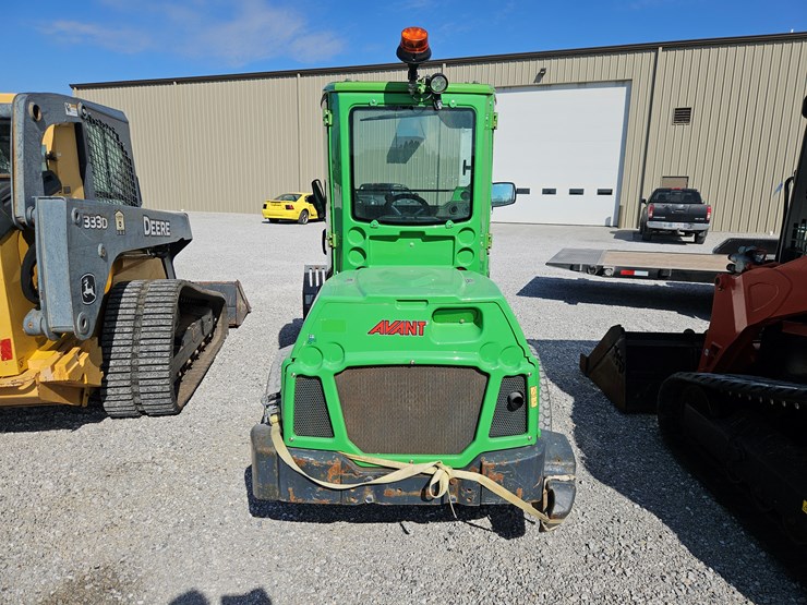 2021-avant-760i-image-10