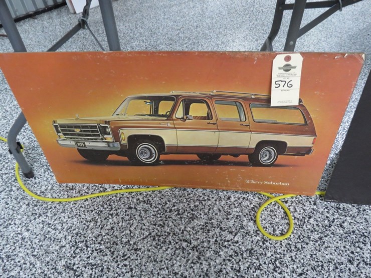 chevrolet-suburban-image-3