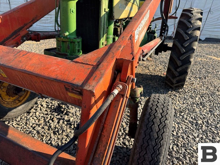 john-deere-630-image-12