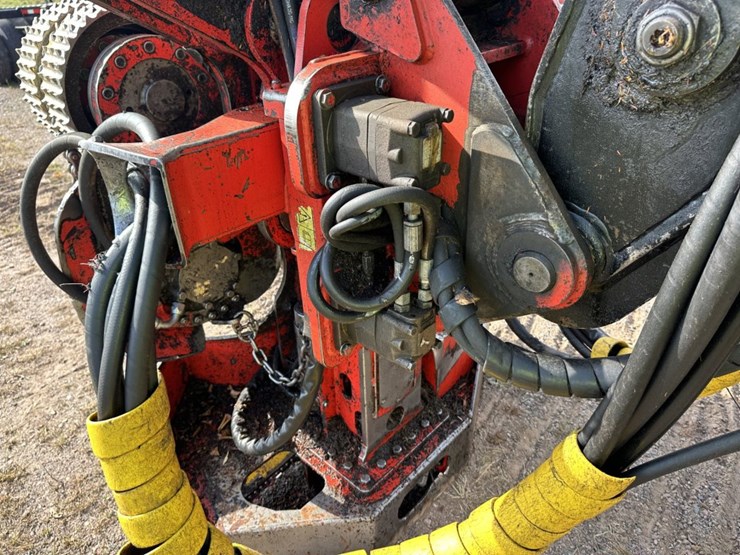 #1850-•-2012-caterpillar-501-hd-processor-image-32