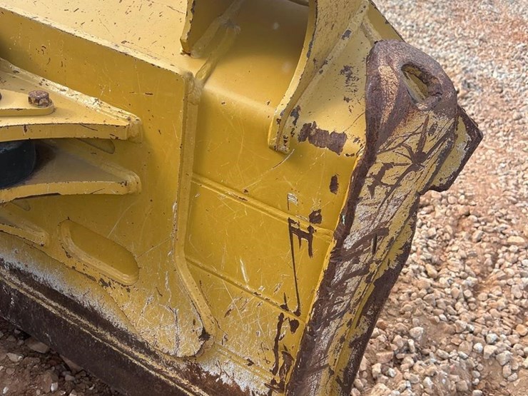 2018-caterpillar-d6n-xl-image-42