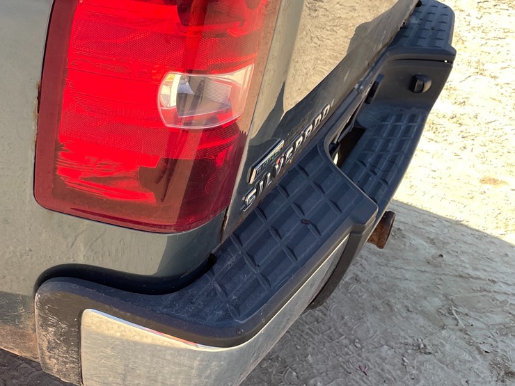 2010-chevrolet-silverado-1500-image-26