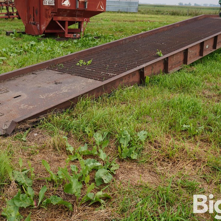 T&S 35'x6' Ramp
