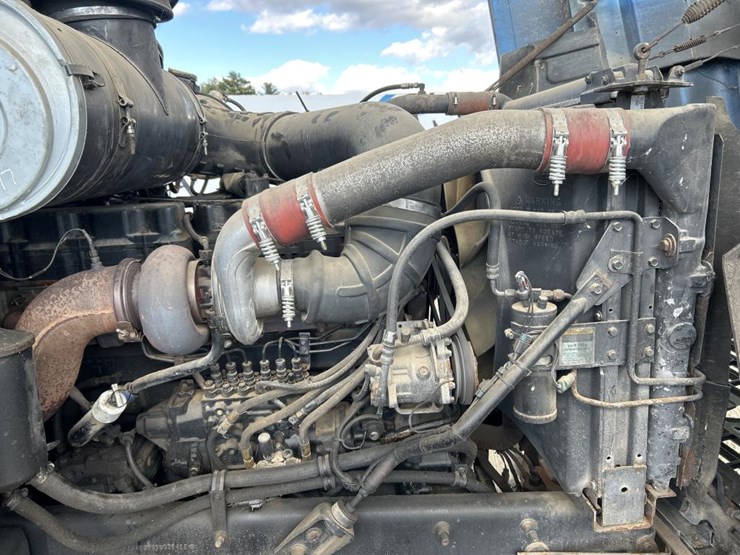 1997-mack-ch613-image-32