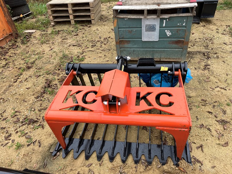 #2017-•-new-kc-48"-skid-steer-skeleton-grapple-bucket-image-2