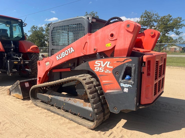 2019-kubota-svl95-2s-image-2