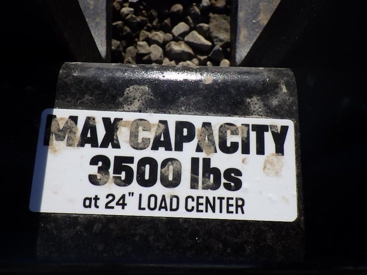kivel-skid-steer-fork-attachment-48"-image-5
