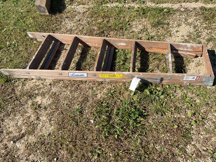6’-wooden-step-ladder-image-5