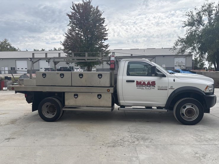 2016-custom-flatbed-image-5