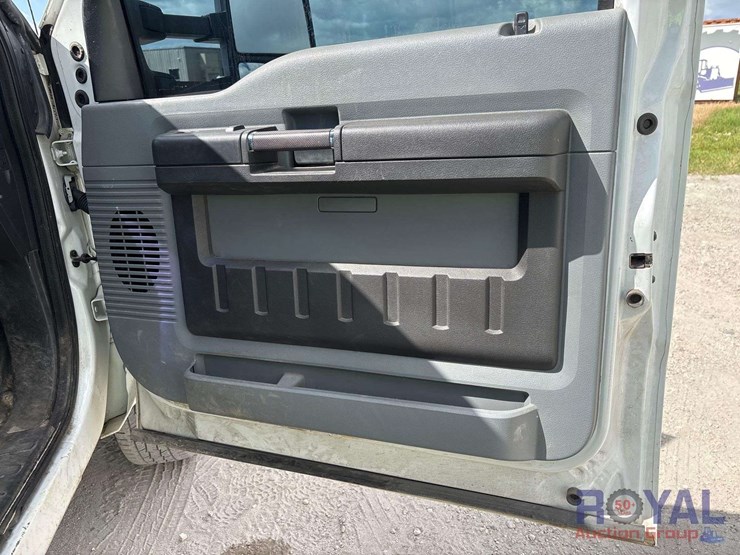 2011-ford-f250-image-26