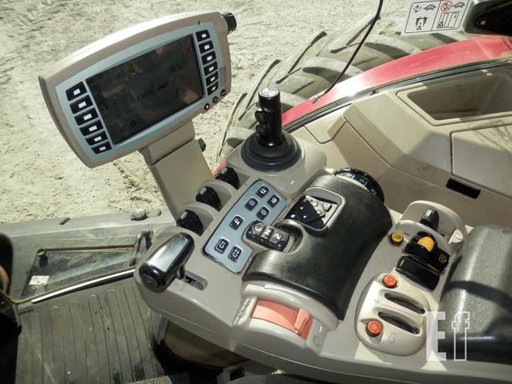 2015-massey-ferguson-8732-image-30