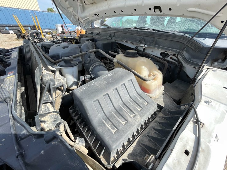 2011-ford-f250-xl-image-64