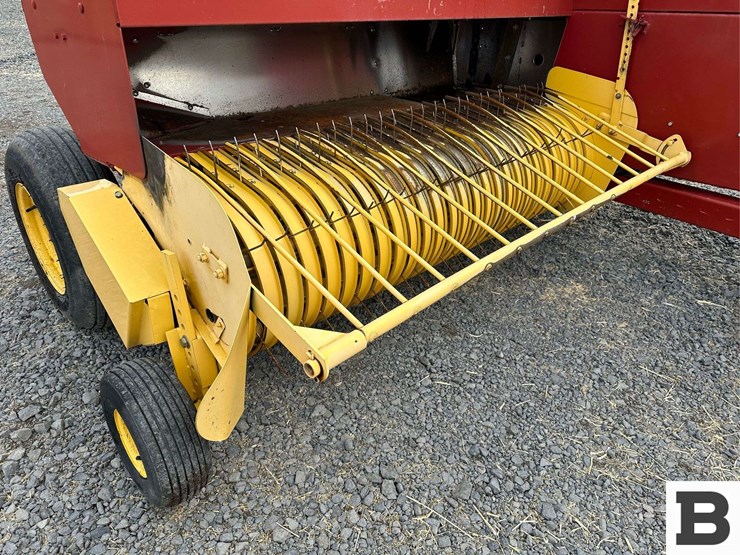 2008-new-holland-580-image-15