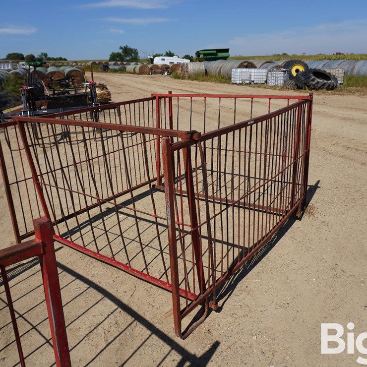Sydel Style Sheep Hay Feeder