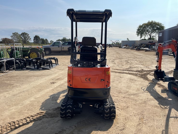 #200-•-new-nt18k-mini-excavator-image-4
