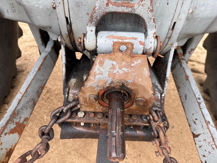 massey-ferguson-398-image-14