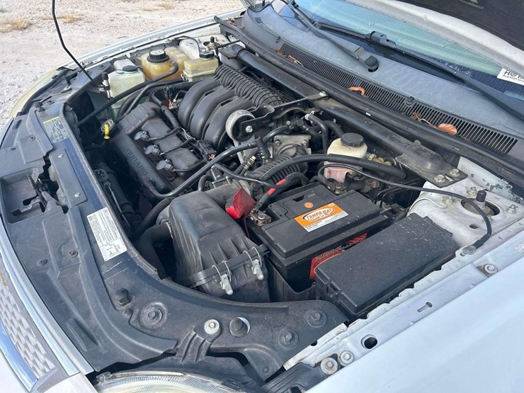 2007-ford-five-hundred-sel-sedan-image-8