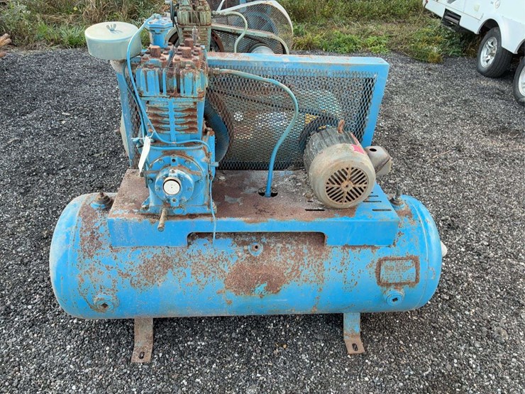 air-compressor-unknown-working-condition-image-1