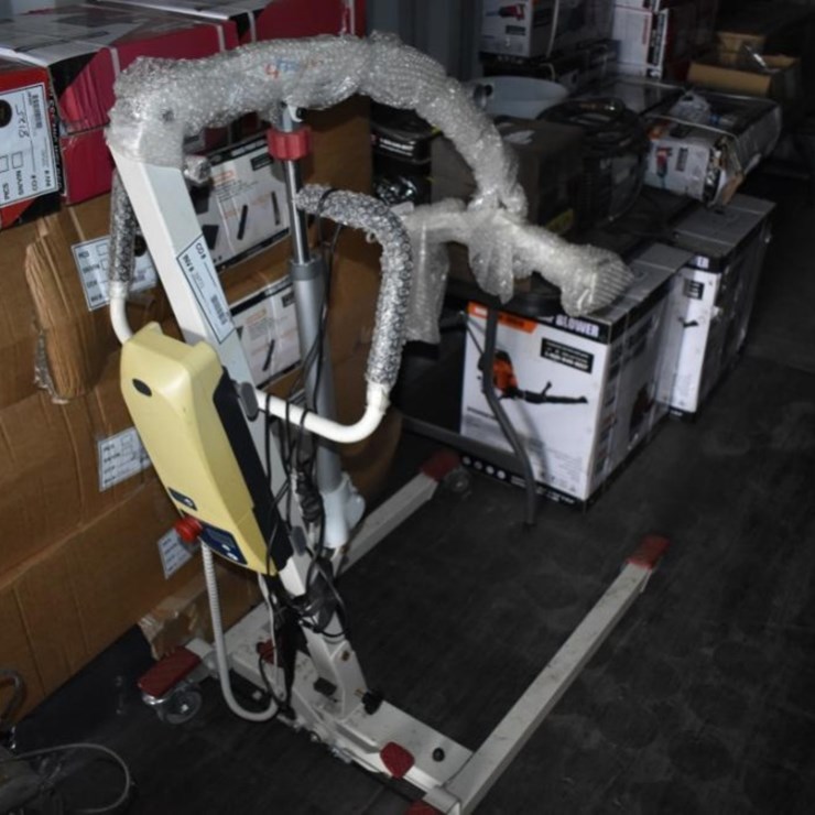 Patient Lift with Hydraulic Mechanism