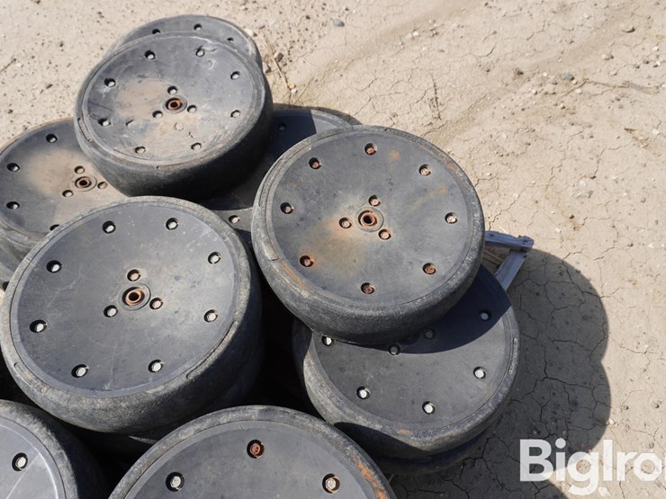 planter-gauge-wheels-image-10