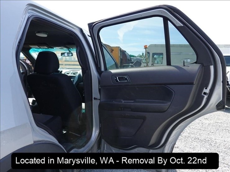 2014-ford-explorer-image-23
