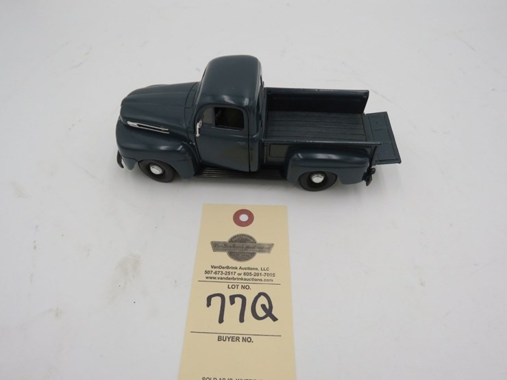 trustworthy-toy-van-and-truck-group-image-4