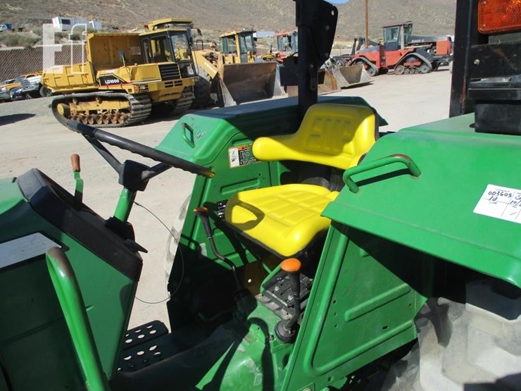 2011-john-deere-5055d-image-7