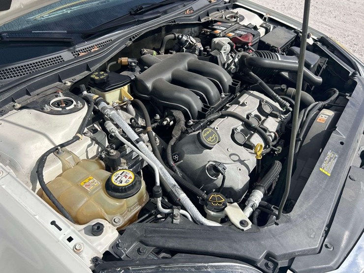 2008-ford-fusion-se-sedan-image-9