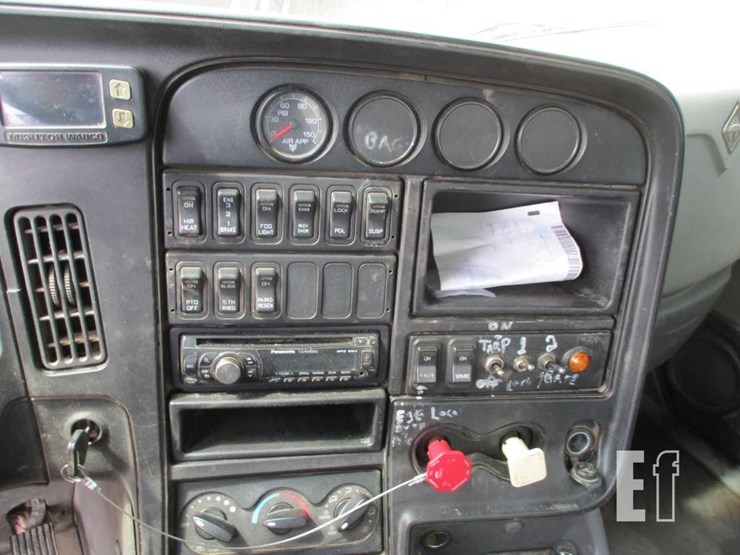 2014-international-prostar-image-9