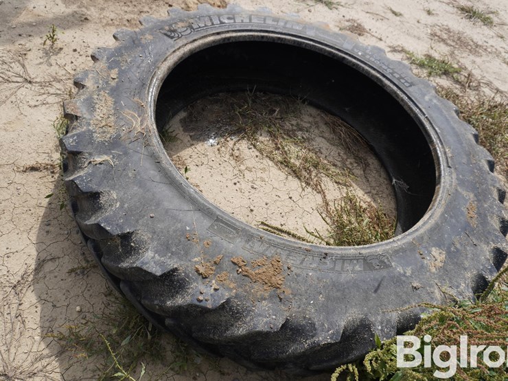 380/90r46-tire-image-9